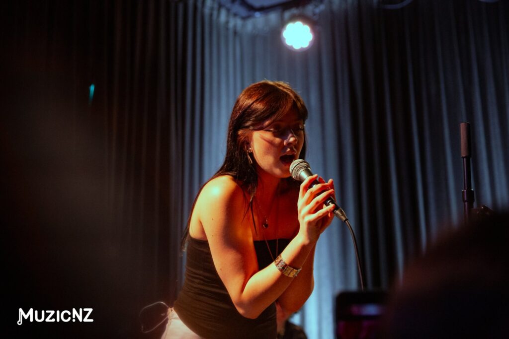 Lucy Gray @ Big Fan, Auckland 26/07/2024