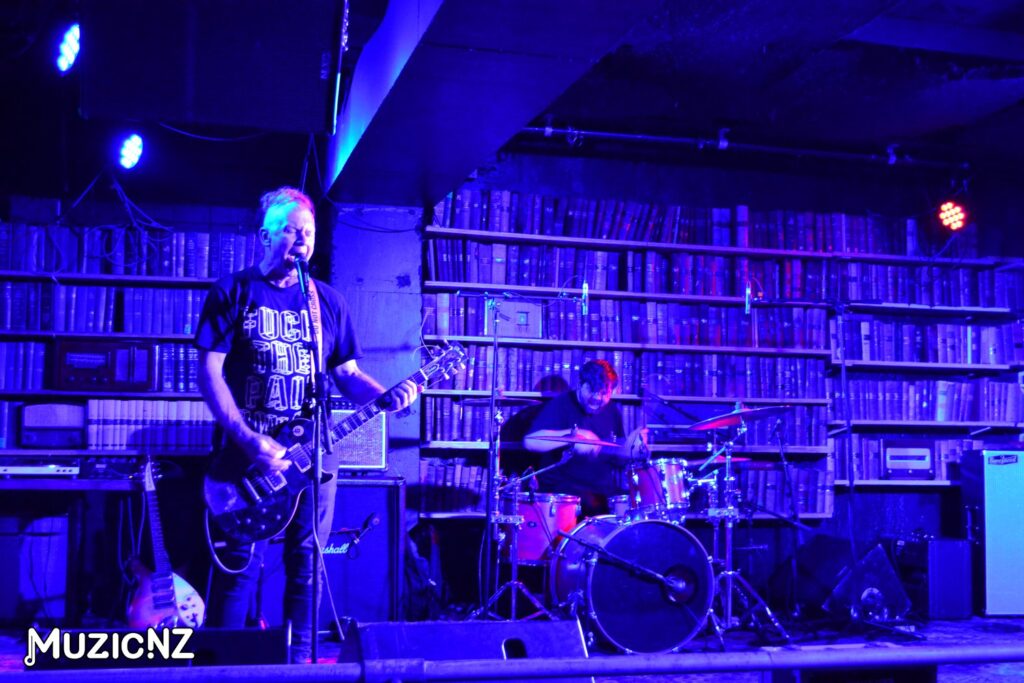 Lung @ Meow, Wellington 15/04/2023