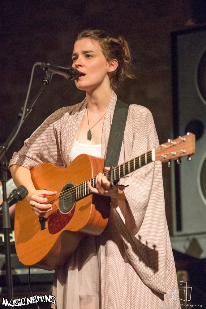 Lydia Cole @ The Vic, Devonport 10/03/2017