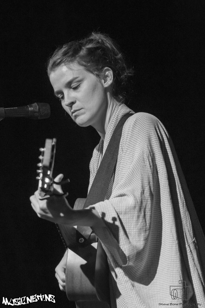 Lydia Cole @ The Vic, Devonport 10/03/2017