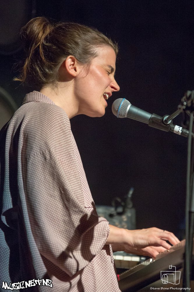 Lydia Cole @ The Vic, Devonport 10/03/2017