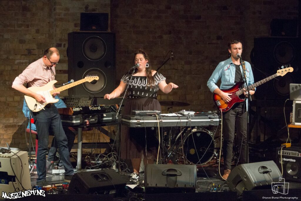 Lydia Cole @ The Vic, Devonport 10/03/2017
