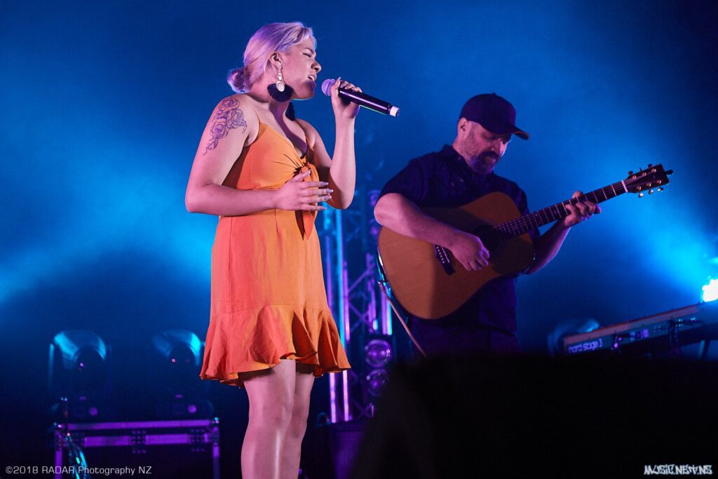Maisey Rika (feat Sianne) @ Te Rauparaha Arena, Wellington 02/11/2018