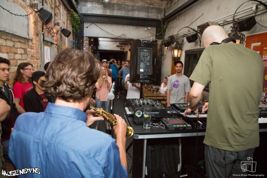 Mark De Clive Lowe @ Ponsonby Social Club, Auckland 12/02/2017