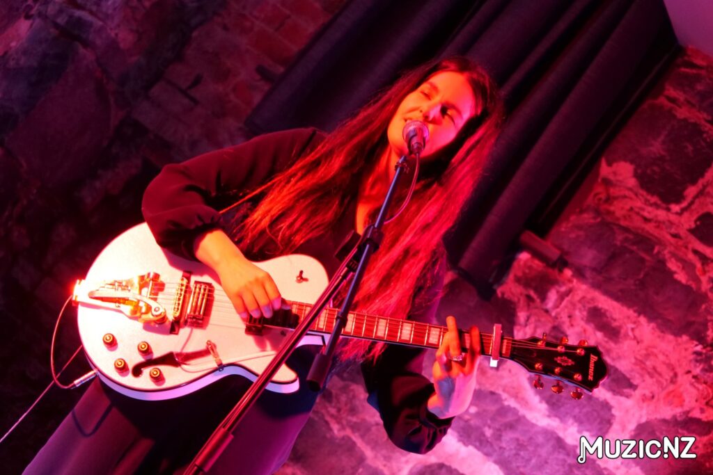 Mel Parsons @ Moons, Dunedin 18/10/2024
