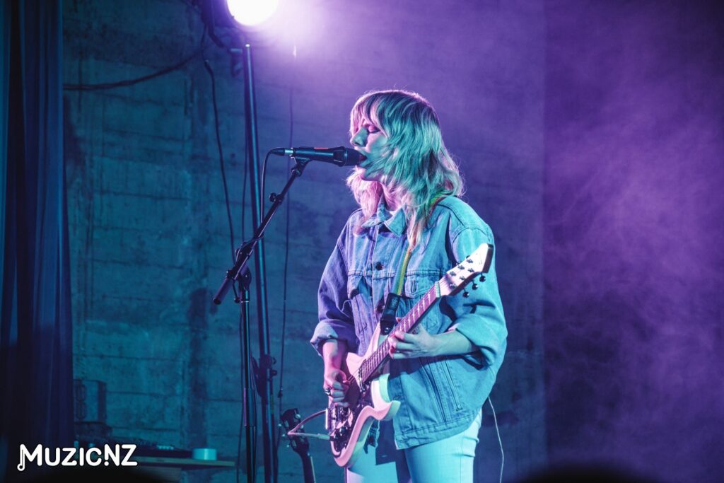 Mermaidens @ The Hollywood Avondale, Auckland 08/12/23