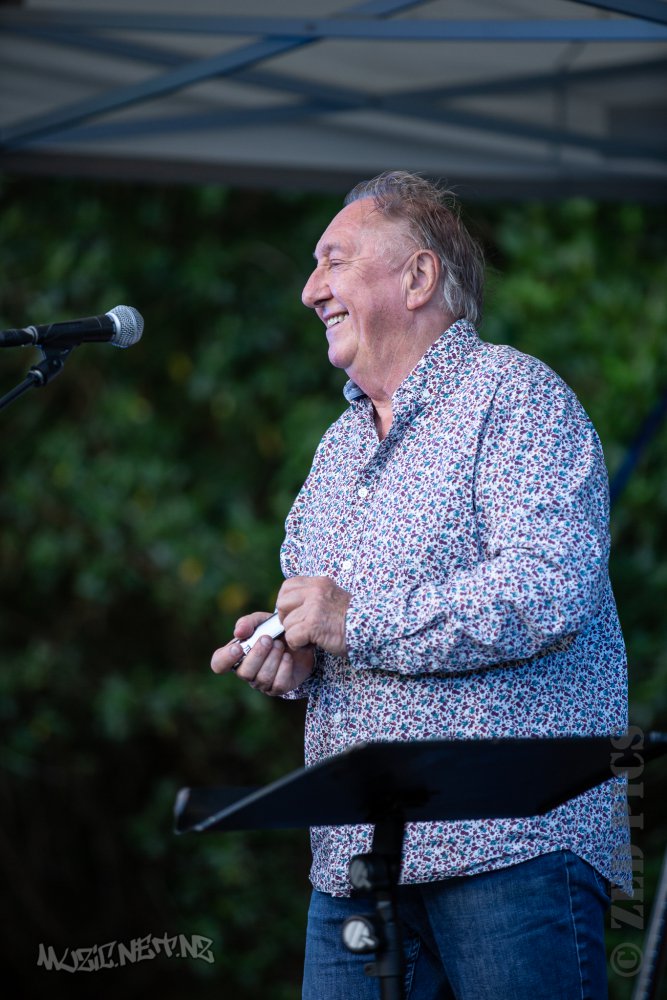 Midge Marsden @ Music In Parks, Blockhouse Bay Beach, Auckland 15/02/2019