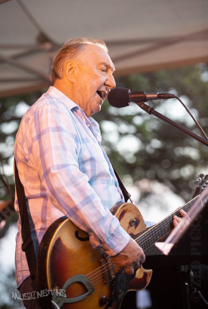 Midge Marsden @ Music In Parks, Blockhouse Bay Beach Reserve, Auckland 05/02/2021