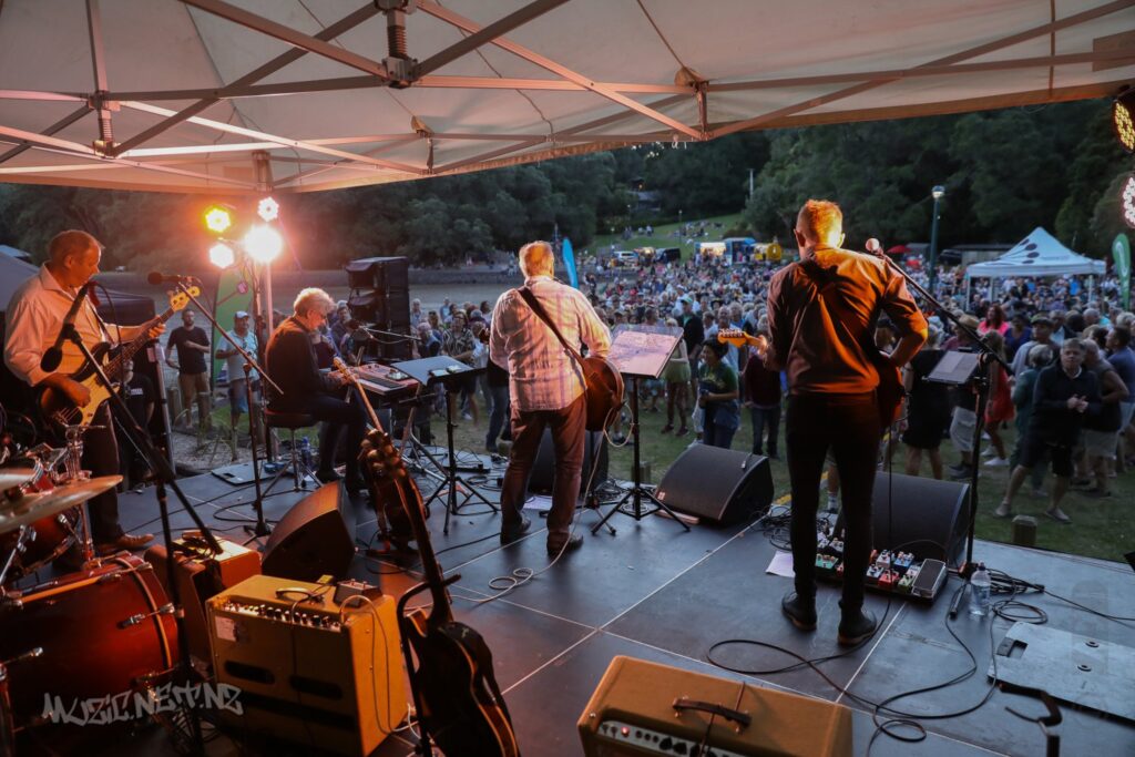 Midge Marsden @ Music In Parks, Blockhouse Bay Beach Reserve, Auckland 05/02/2021