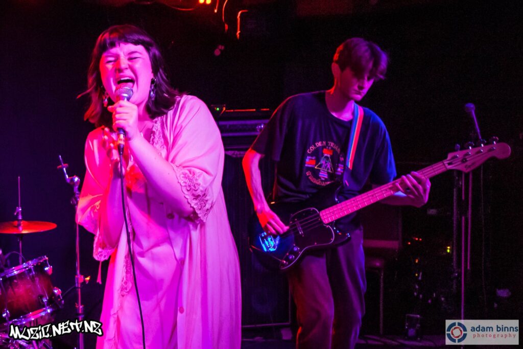 Milpool @ Captain Cook Hotel, Dunedin 06/04/19