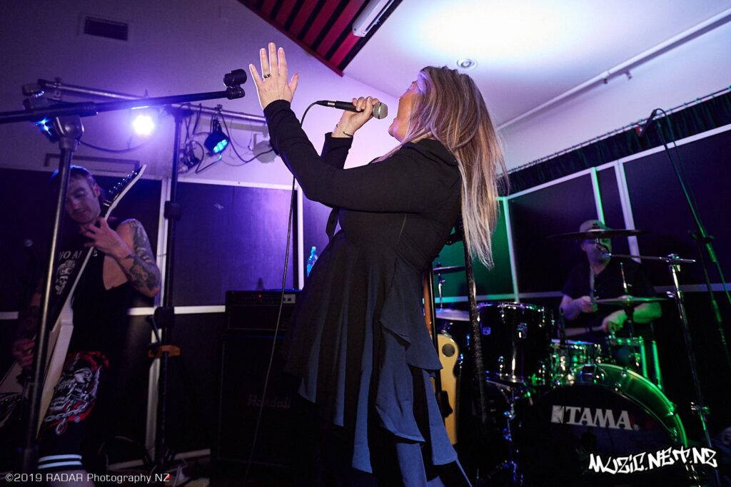 Mojo Alice @ The Bellevue, Lower Hutt 23/11/2019