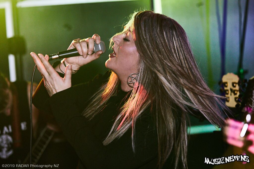 Mojo Alice @ The Bellevue, Lower Hutt 23/11/2019
