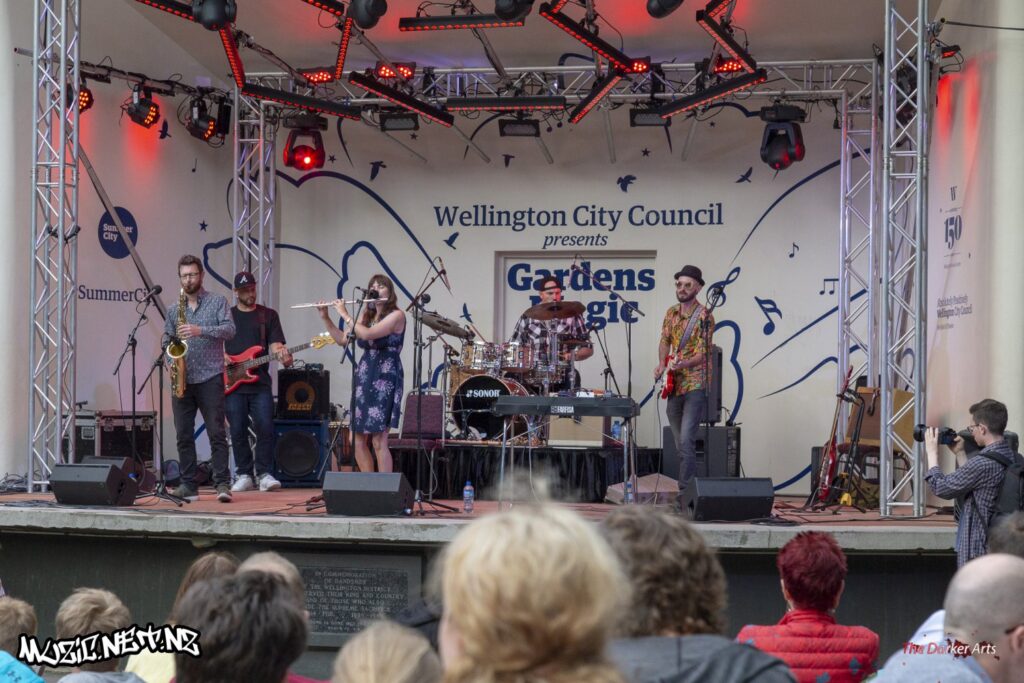 Mundi @ Botanical Gardens, Wellington 9/01/2019