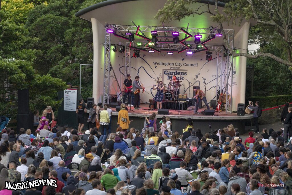 Mundi @ Botanical Gardens, Wellington 9/01/2019