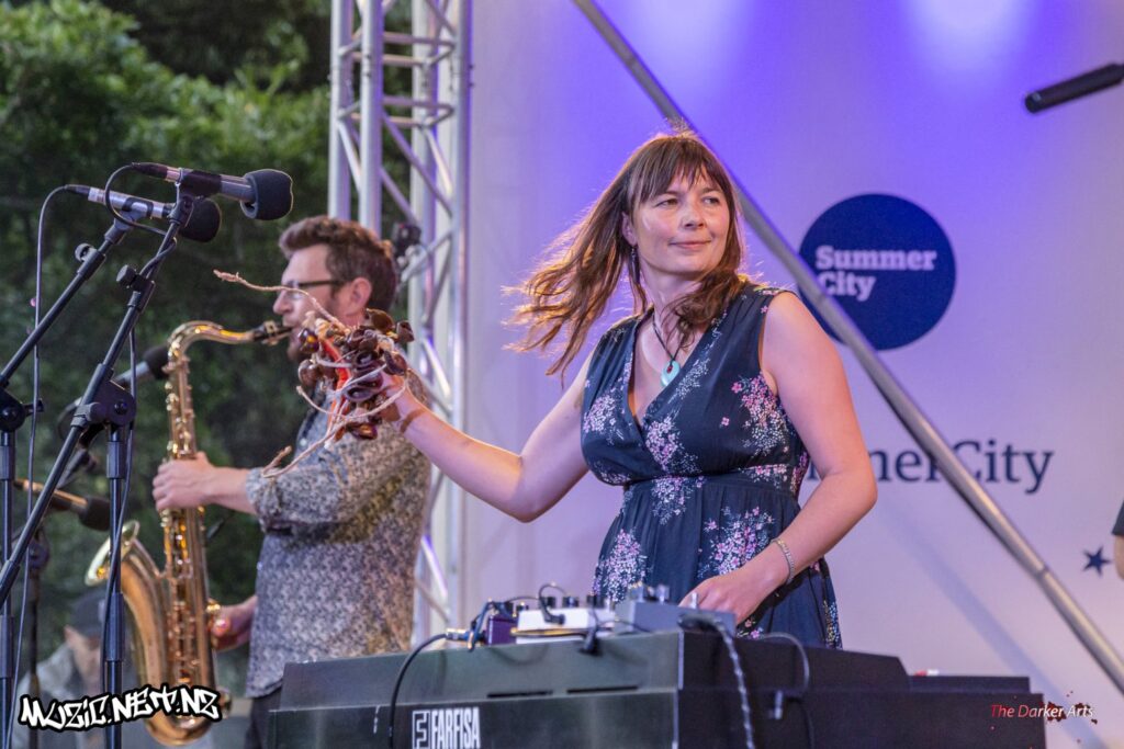 Mundi @ Botanical Gardens, Wellington 9/01/2019