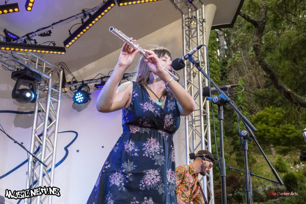 Mundi @ Botanical Gardens, Wellington 9/01/2019