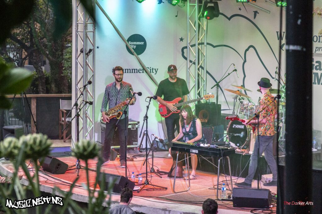 Mundi @ Botanical Gardens, Wellington 9/01/2019