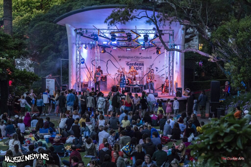 Mundi @ Botanical Gardens, Wellington 9/01/2019