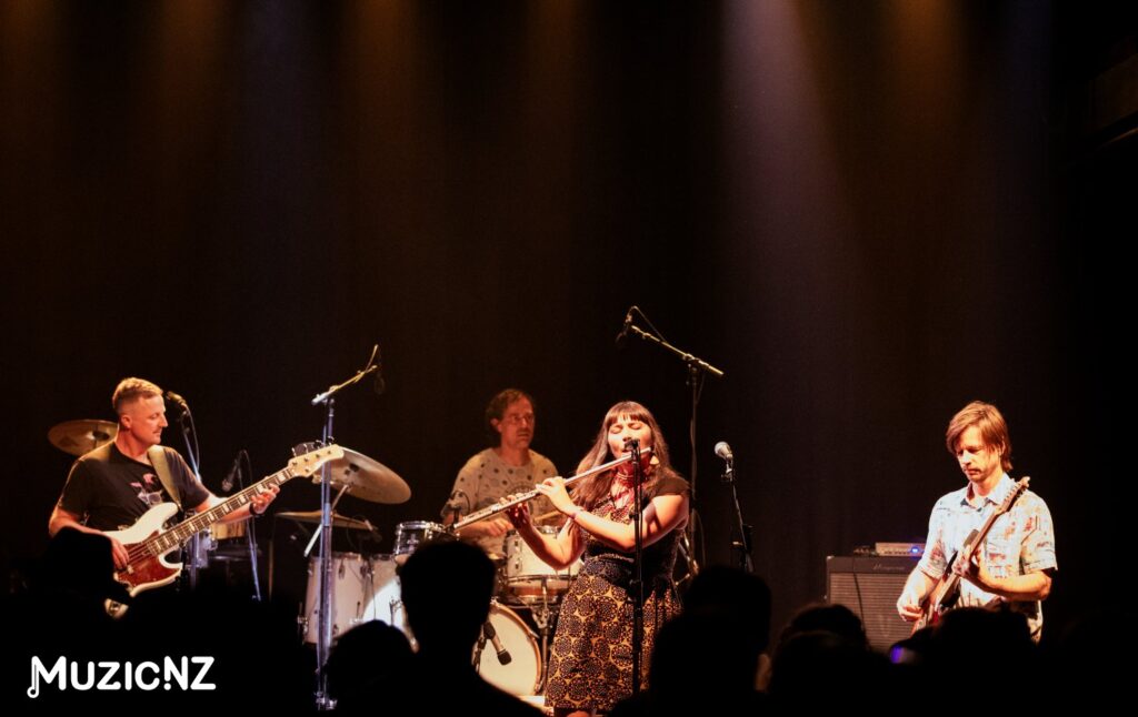 Mundi @ Loons, Lyttelton 06/10/2023