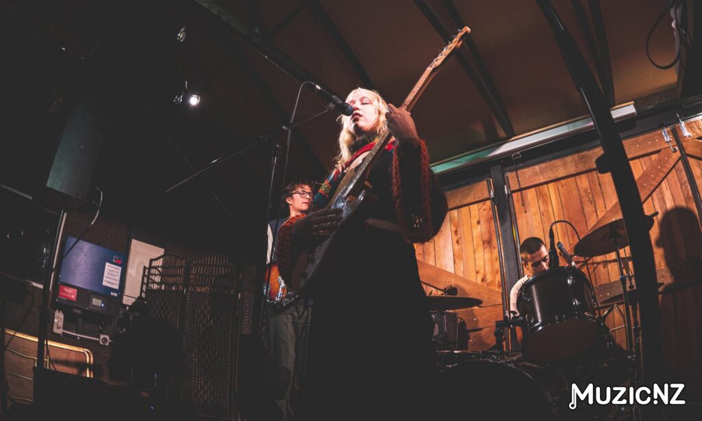 Neive Strang Music @ Sherwood, Queenstown 01/04/2023