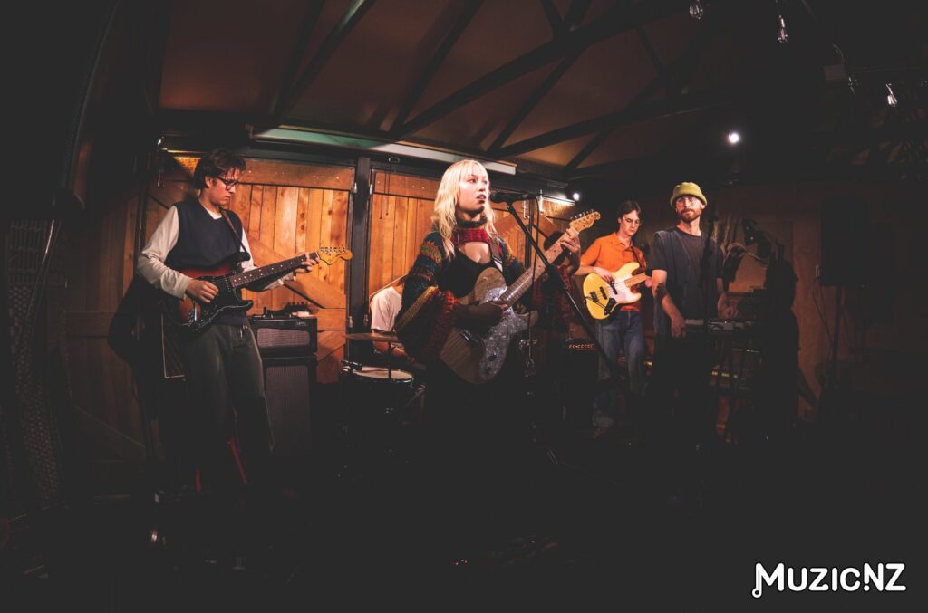 Neive Strang Music @ Sherwood, Queenstown 01/04/2023