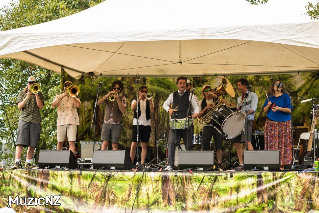 Niko Ne Zna @ Te Pai Park, Auckland, 12/03/2023