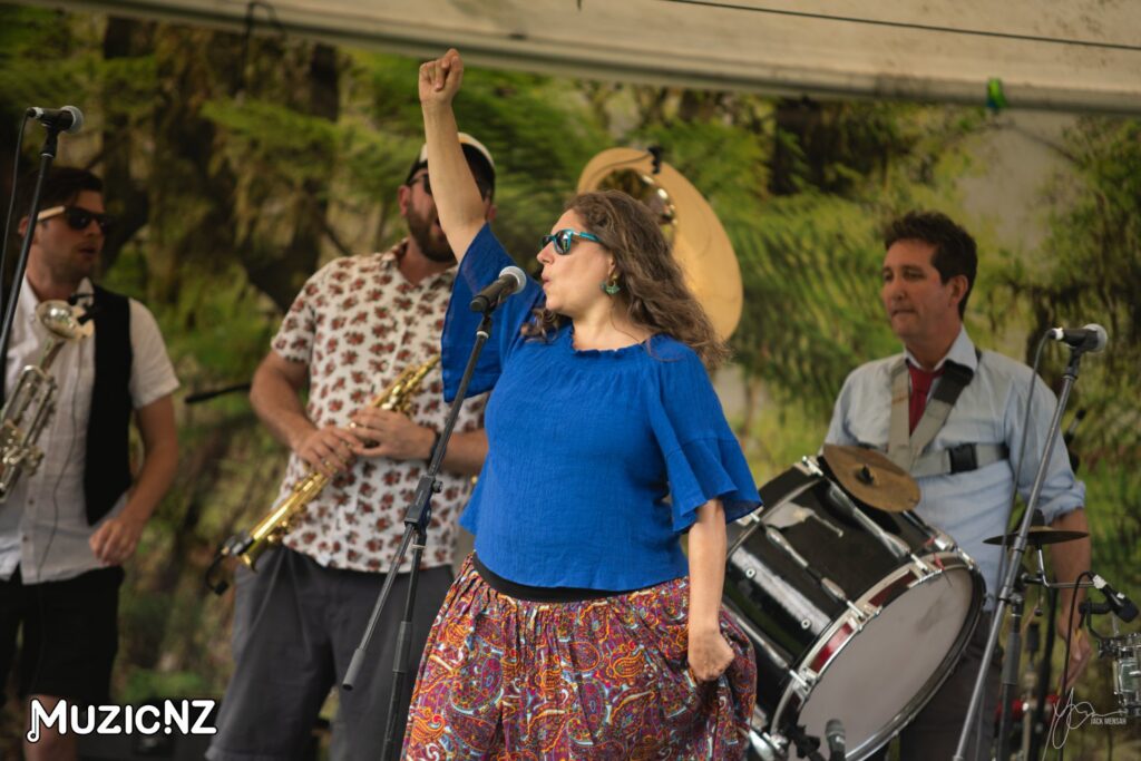 Niko Ne Zna @ Te Pai Park, Auckland, 12/03/2023