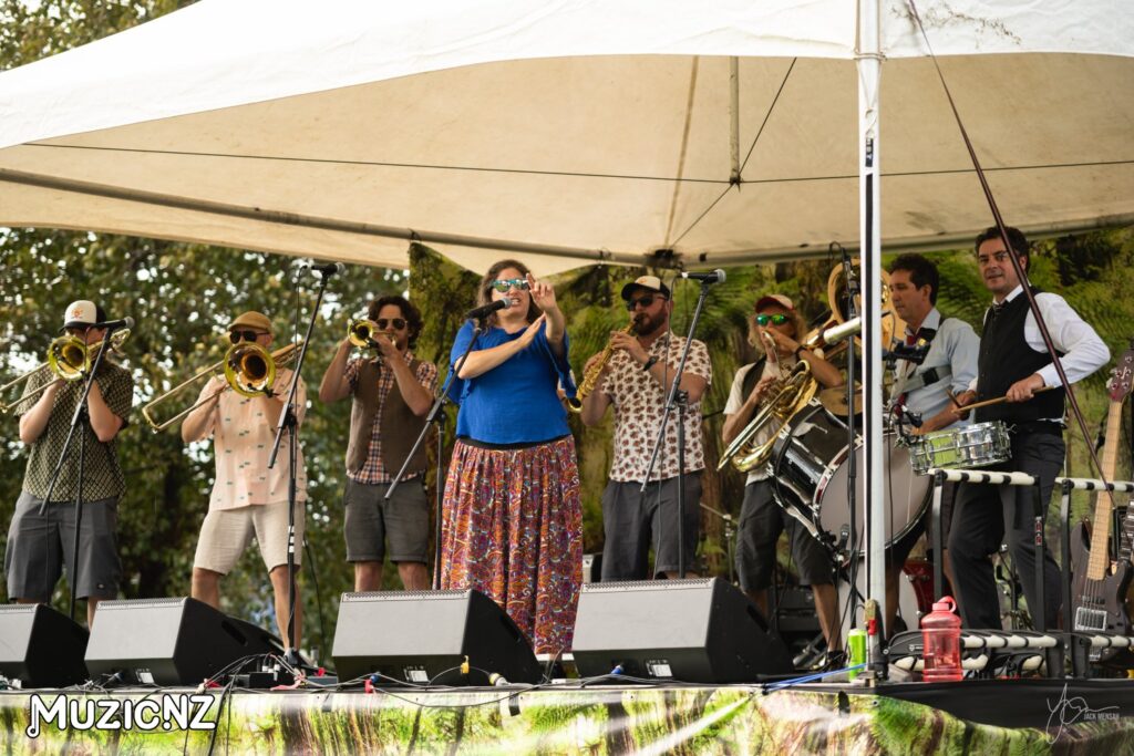 Niko Ne Zna @ Te Pai Park, Auckland, 12/03/2023