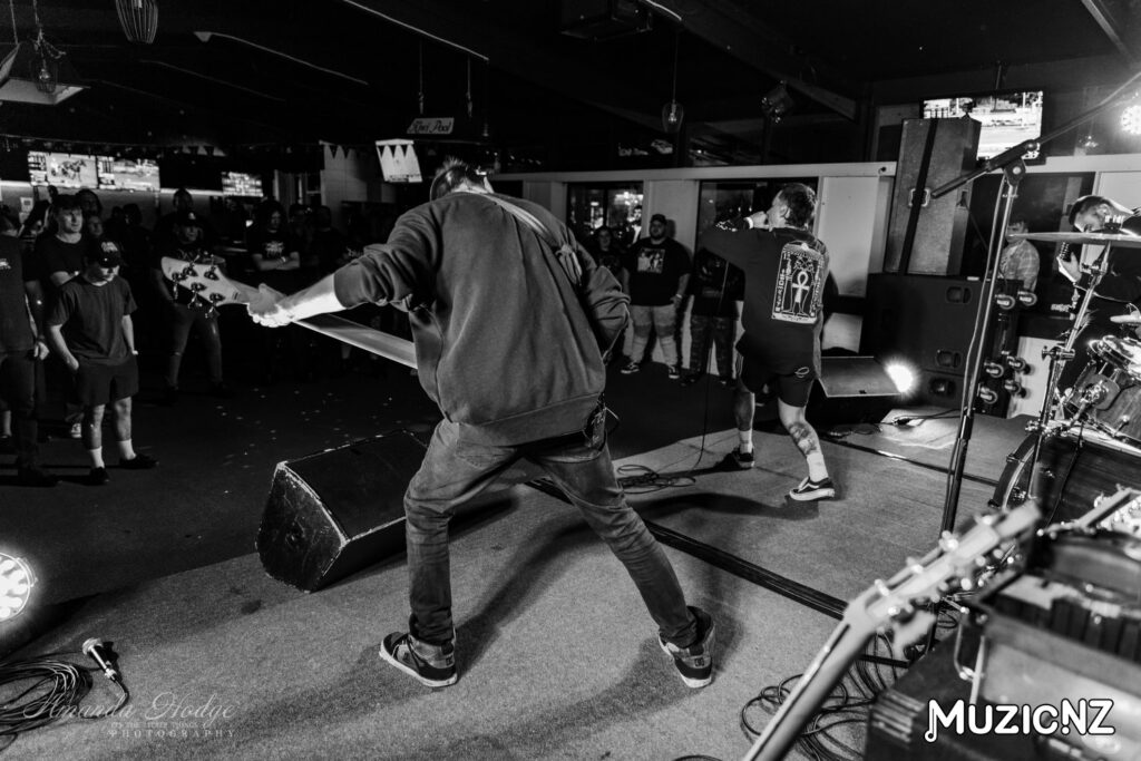 No Life @ Castle Bar, Palmerston North 17/12/2022