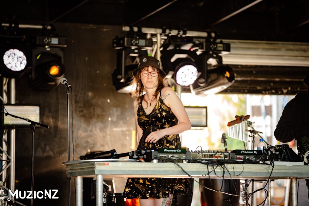 Paige Julia @ Coroglen Tavern, Coroglen 27/12/2024
