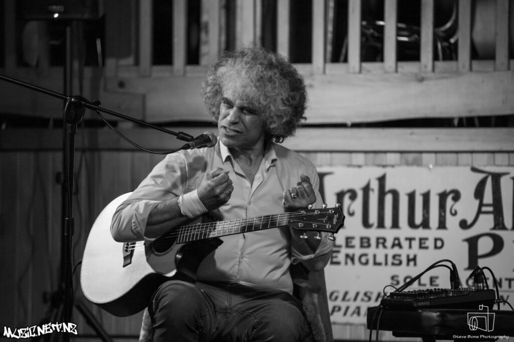 Paul Ubana Jones @ Leigh Sawmill Cafe, Leigh 24/07/2020