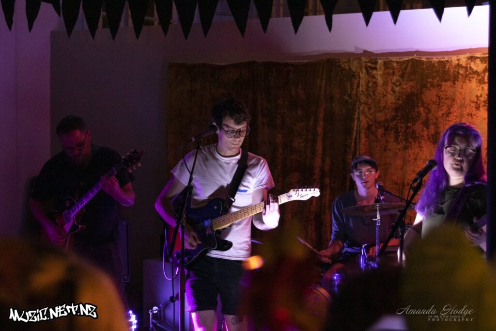 Persimmon @ Snails, Palmerston North 26/02/2022