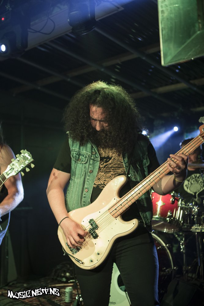 Pieces Of Molly @ The Embankment Tavern, Christchurch 15/11/2019