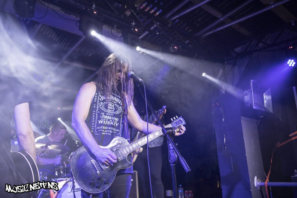 Pieces Of Molly @ The Embankment Tavern, Christchurch 15/11/2019