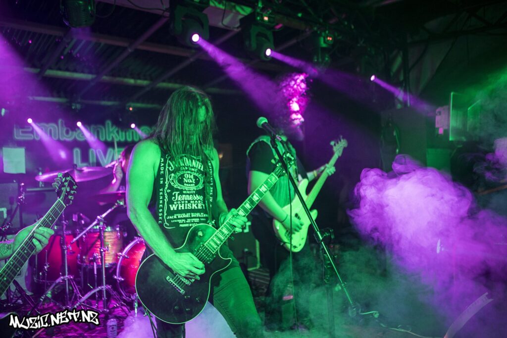 Pieces Of Molly @ The Embankment Tavern, Christchurch 15/11/2019
