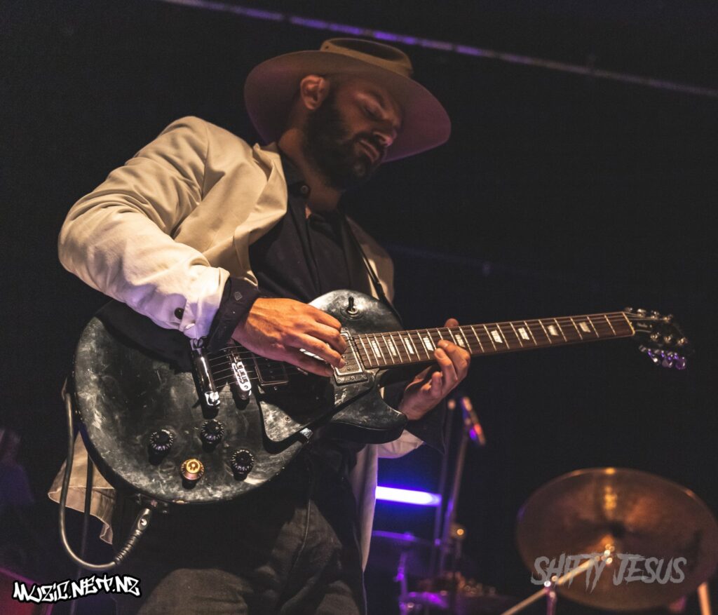 Racing @ Galatos, Auckland 30/11/18