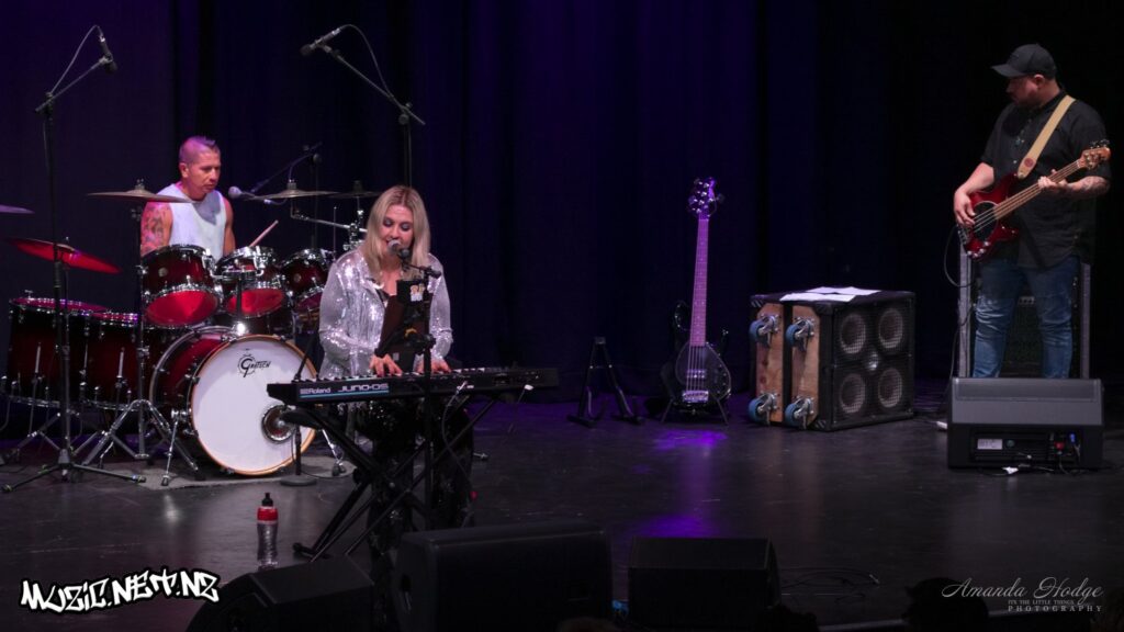 Renée Therése @ Globe Theatre, Palmerston North 15/01/2022