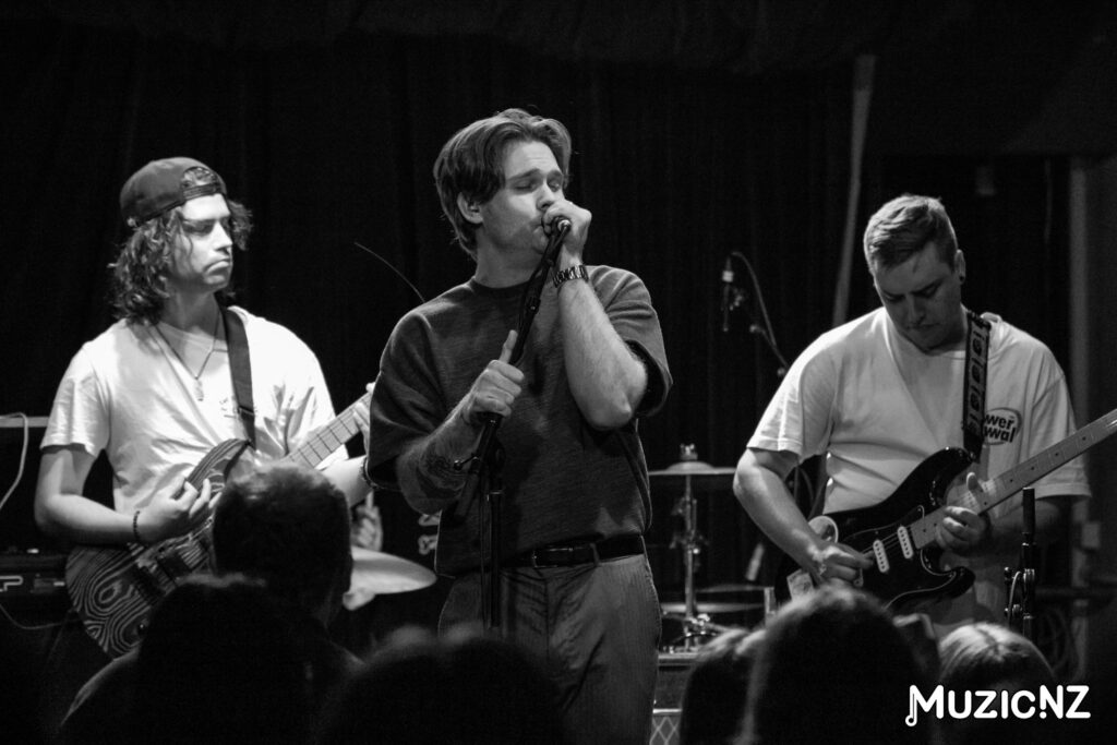 Retro Valley @ Last Place Bar, Hamilton 09/03/2024
