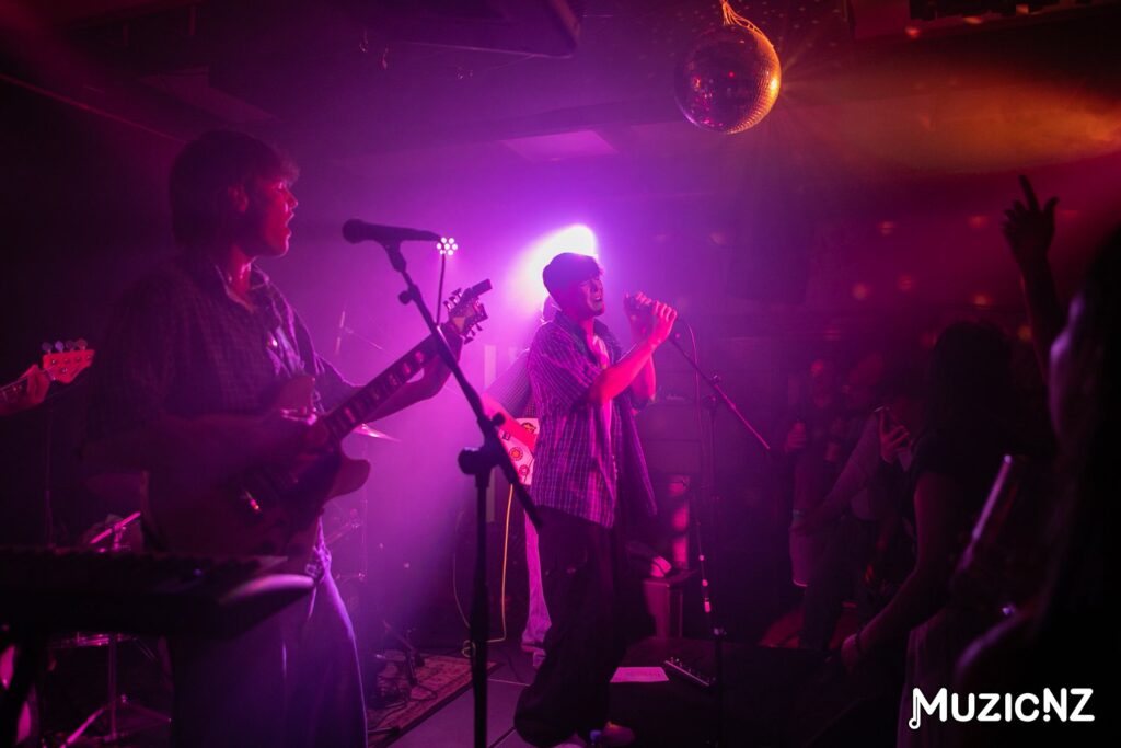 Rever @ The Yard, Raglan 25/11/2023
