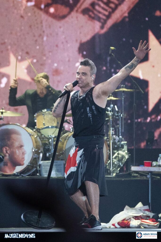 Robbie Williams @ Forsyth Barr Stadium, Dunedin 17/02/2018