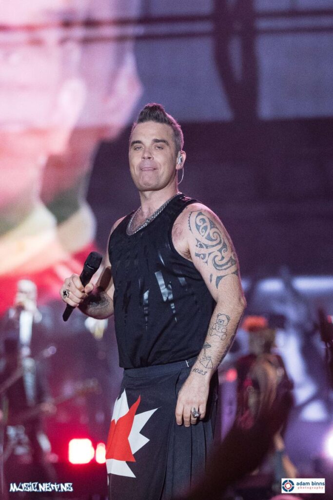 Robbie Williams @ Forsyth Barr Stadium, Dunedin 17/02/2018