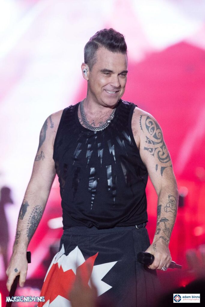 Robbie Williams @ Forsyth Barr Stadium, Dunedin 17/02/2018