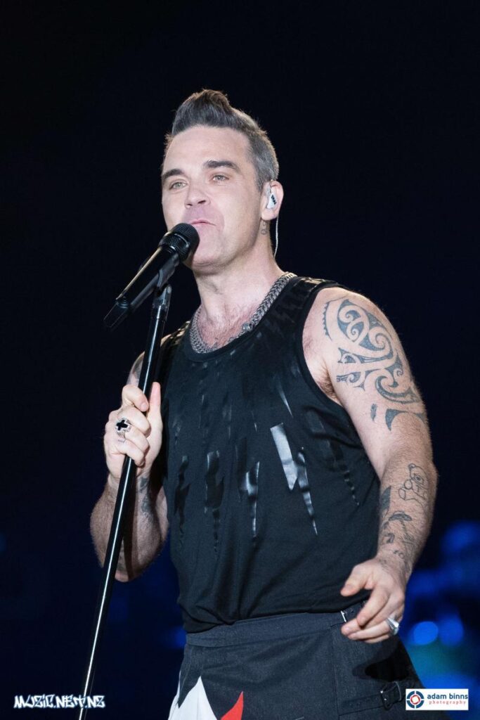 Robbie Williams @ Forsyth Barr Stadium, Dunedin 17/02/2018