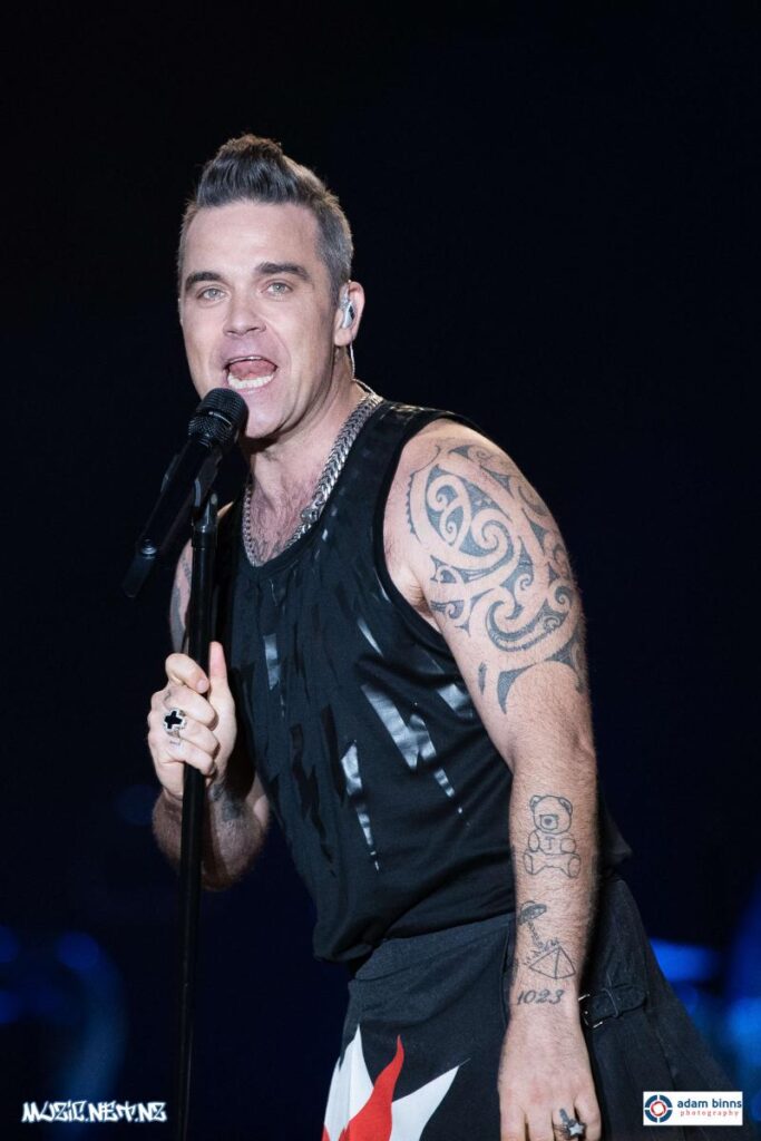 Robbie Williams @ Forsyth Barr Stadium, Dunedin 17/02/2018