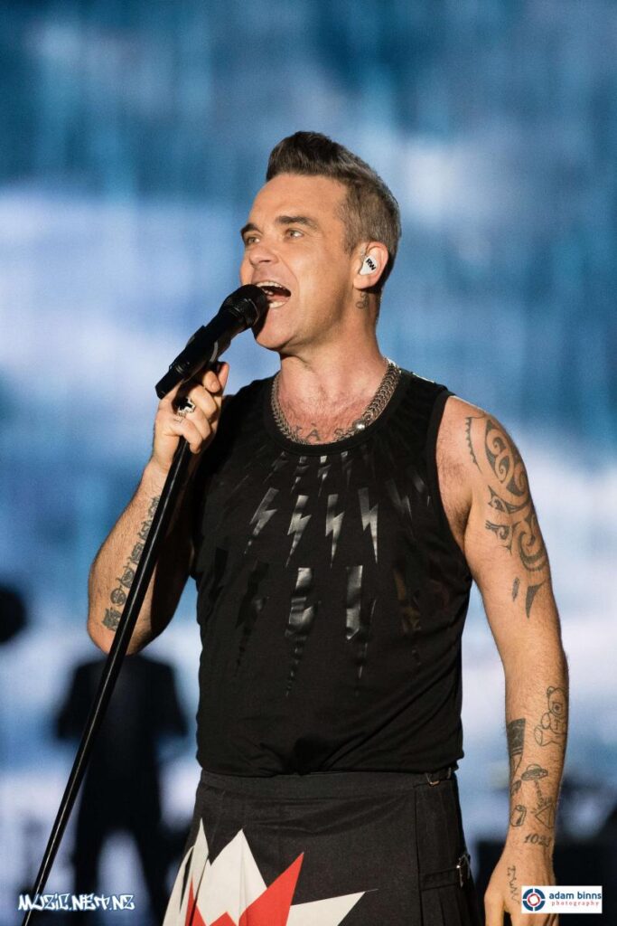Robbie Williams @ Forsyth Barr Stadium, Dunedin 17/02/2018