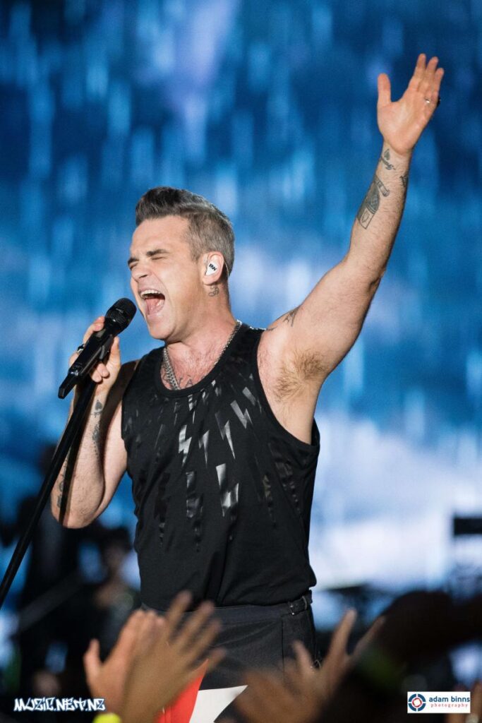 Robbie Williams @ Forsyth Barr Stadium, Dunedin 17/02/2018