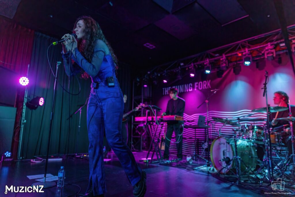Robinson @ The Tuning Fork, Auckland 19/03/2023