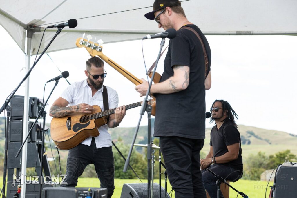 Sam Bartells @ Helensville River Reserve, Auckland 15/01/2023