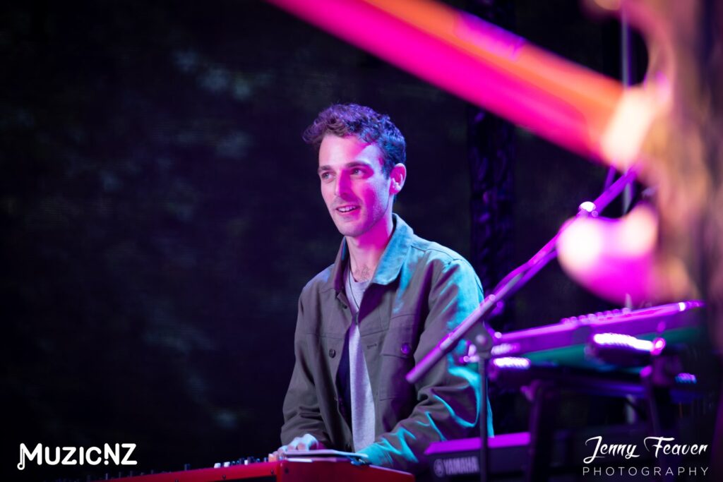Sam Fowles & The Experience @ Festival Of Lights Pukekura Park, New Plymouth 5/01/2025
