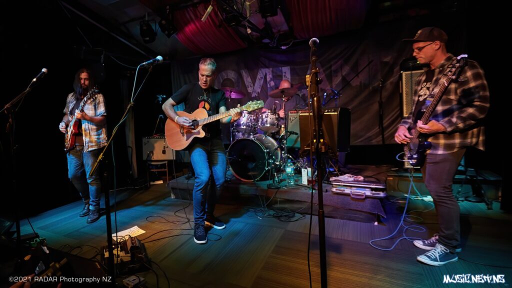 Scott Bowater Band @ Lovelands, Porirua 01/05/2021